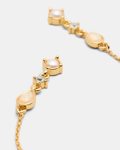 Allurement Earrings - Pearl