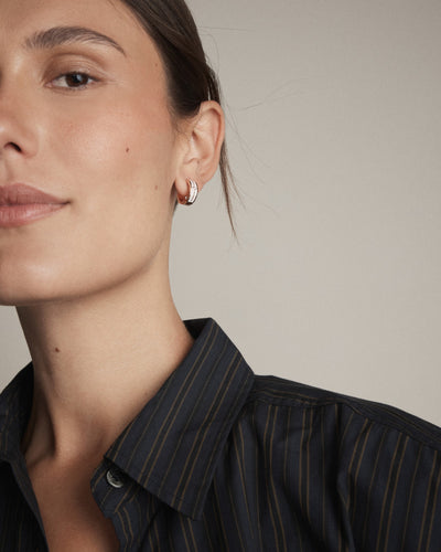 Enamour Huggie Earrings - Vanilla