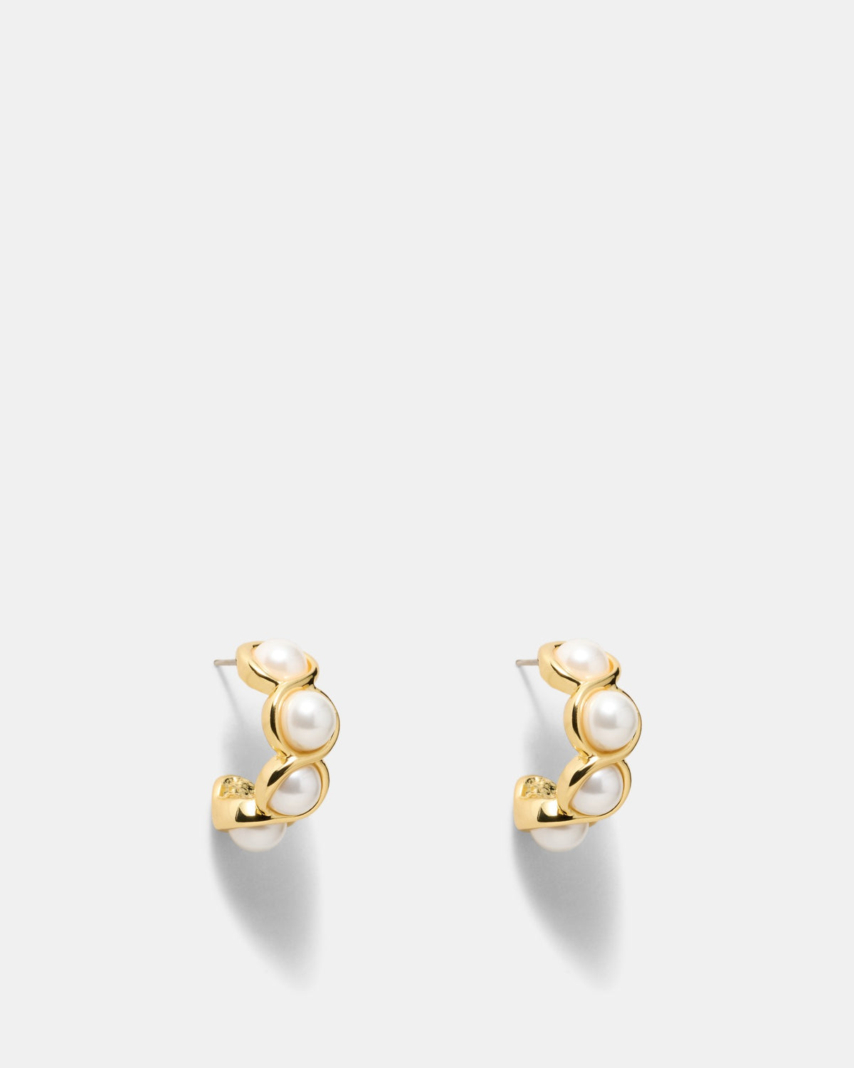 Jovie Pearl Hoop Earrings - Pearl