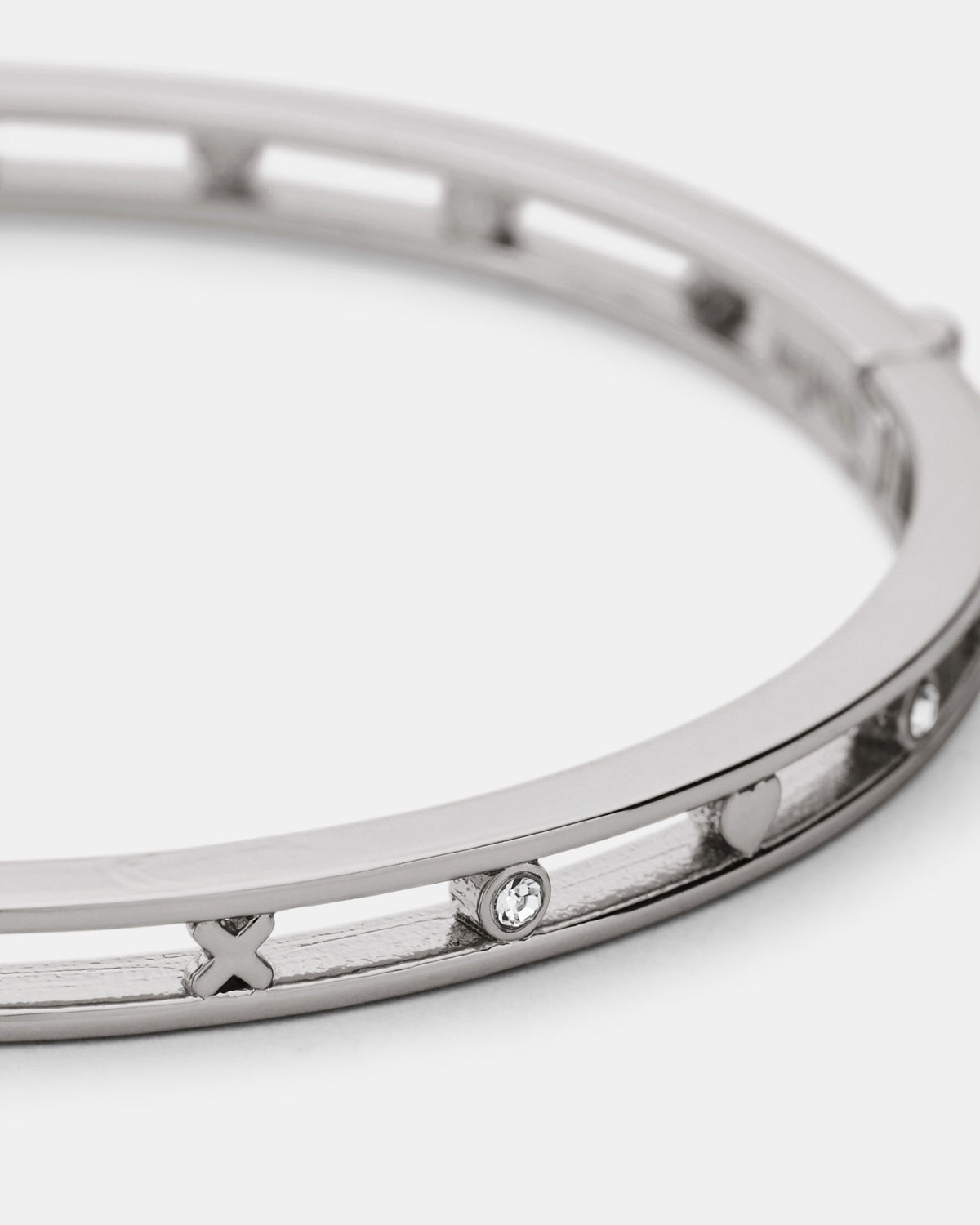 Amulet Bangle - Silver