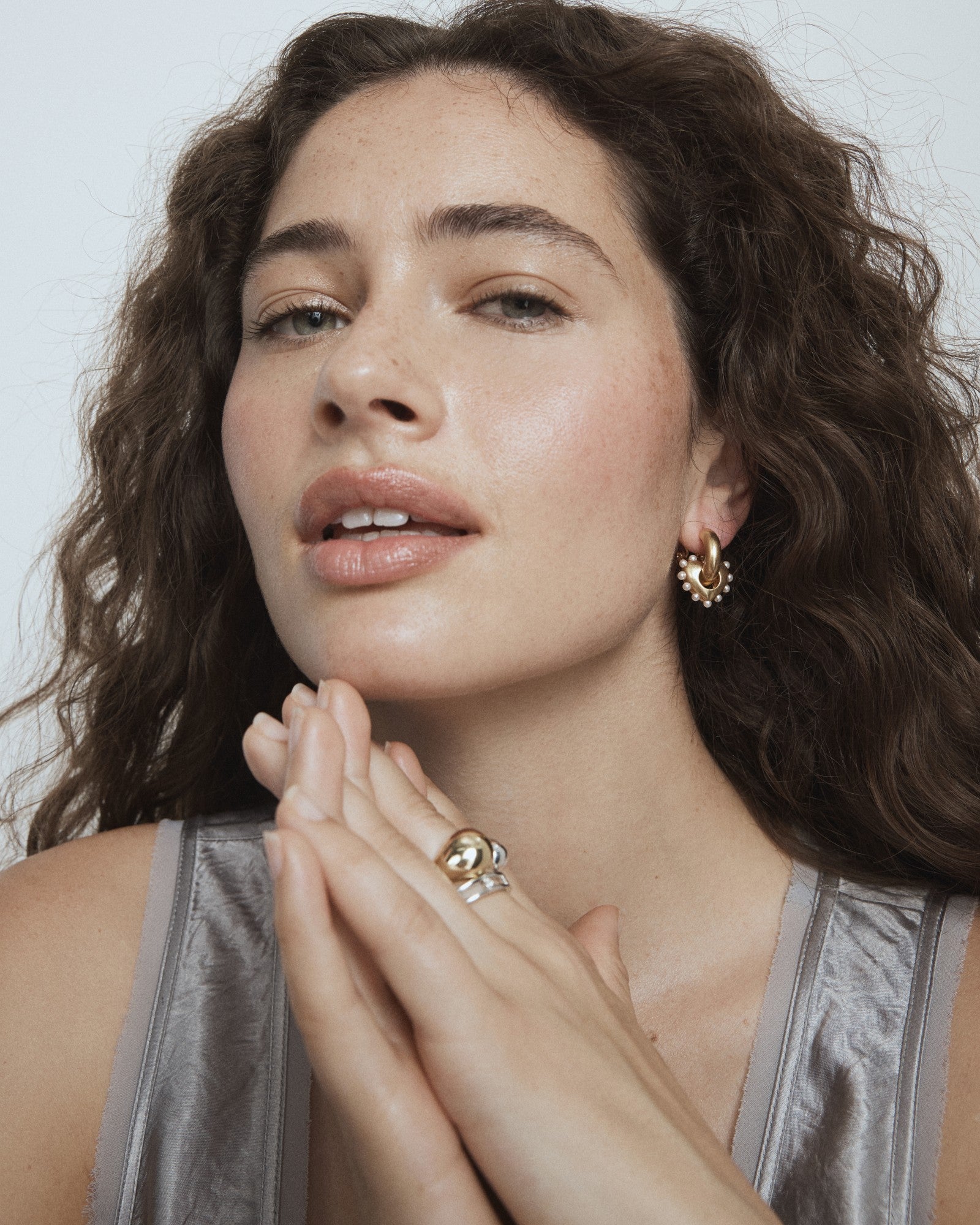 Adore Heart Hoop Earrings - Gold