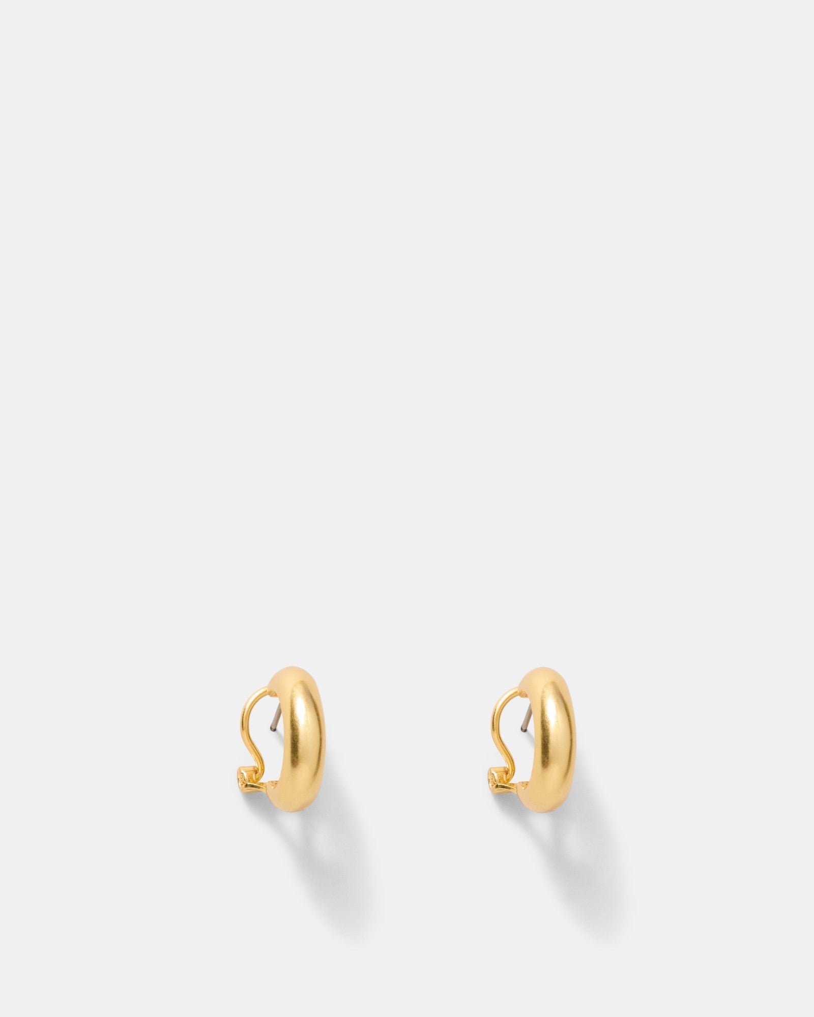 Adore Heart Hoop Earrings - Gold