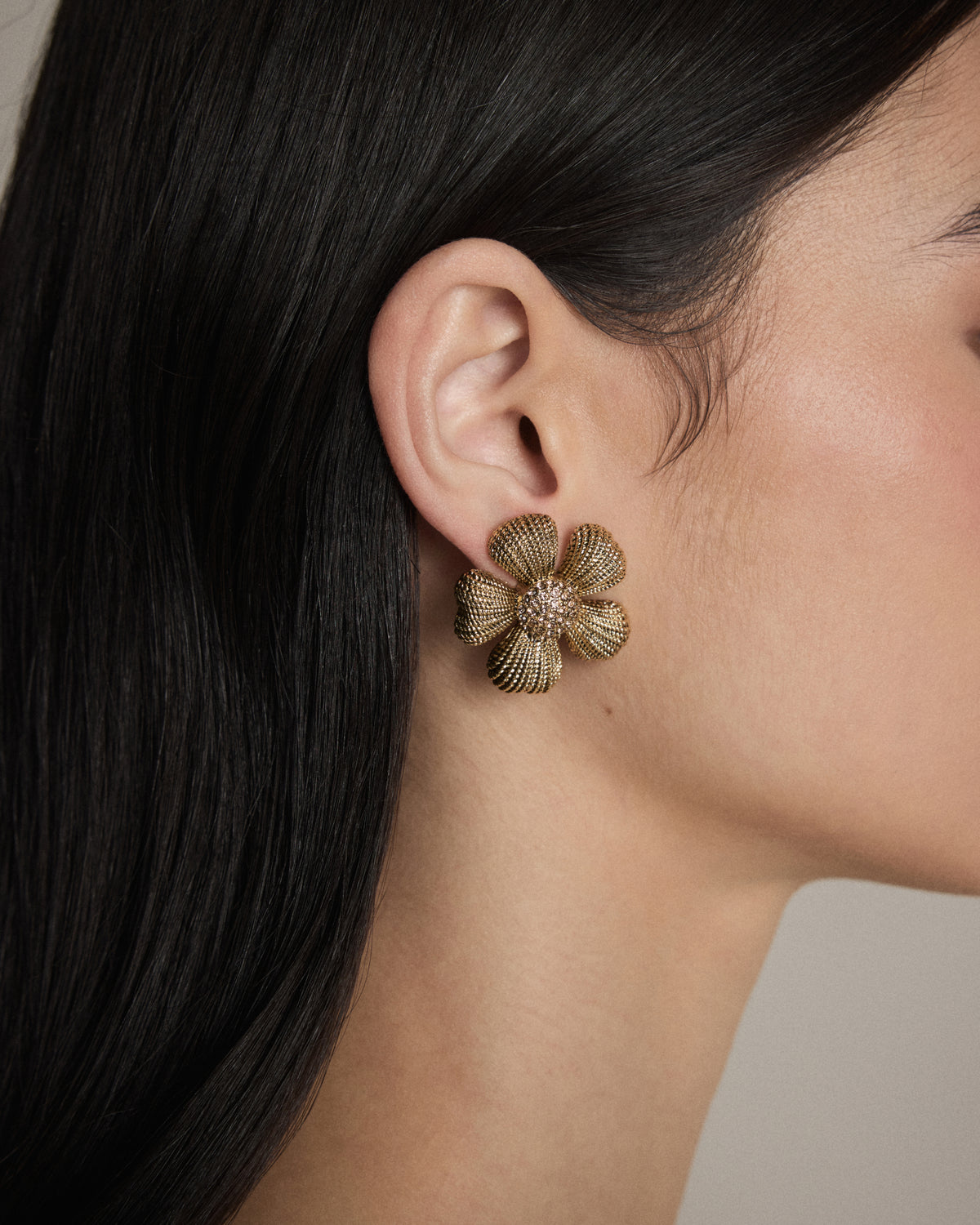 Daisy Dream Stud Earrings - Gold