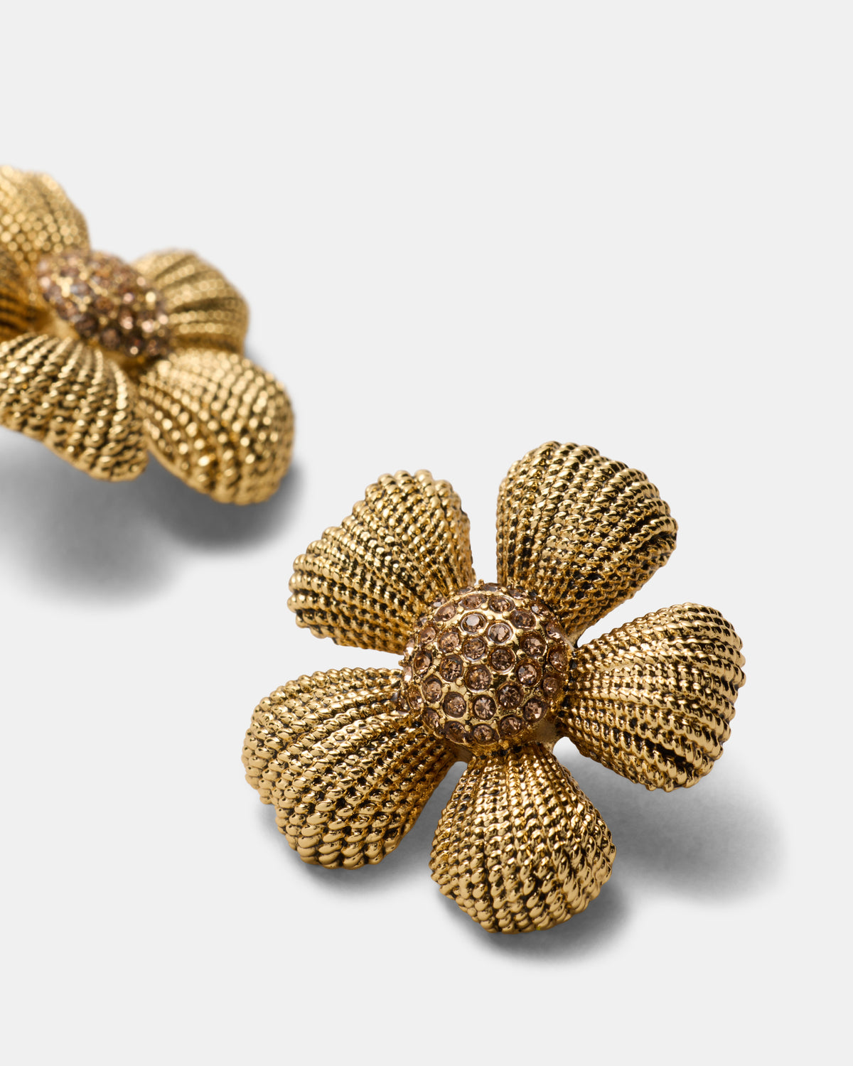 Daisy Dream Stud Earrings - Gold